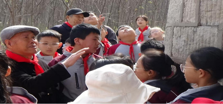 谢树坤： 25年如一日守护引岗渠的耄耋老人